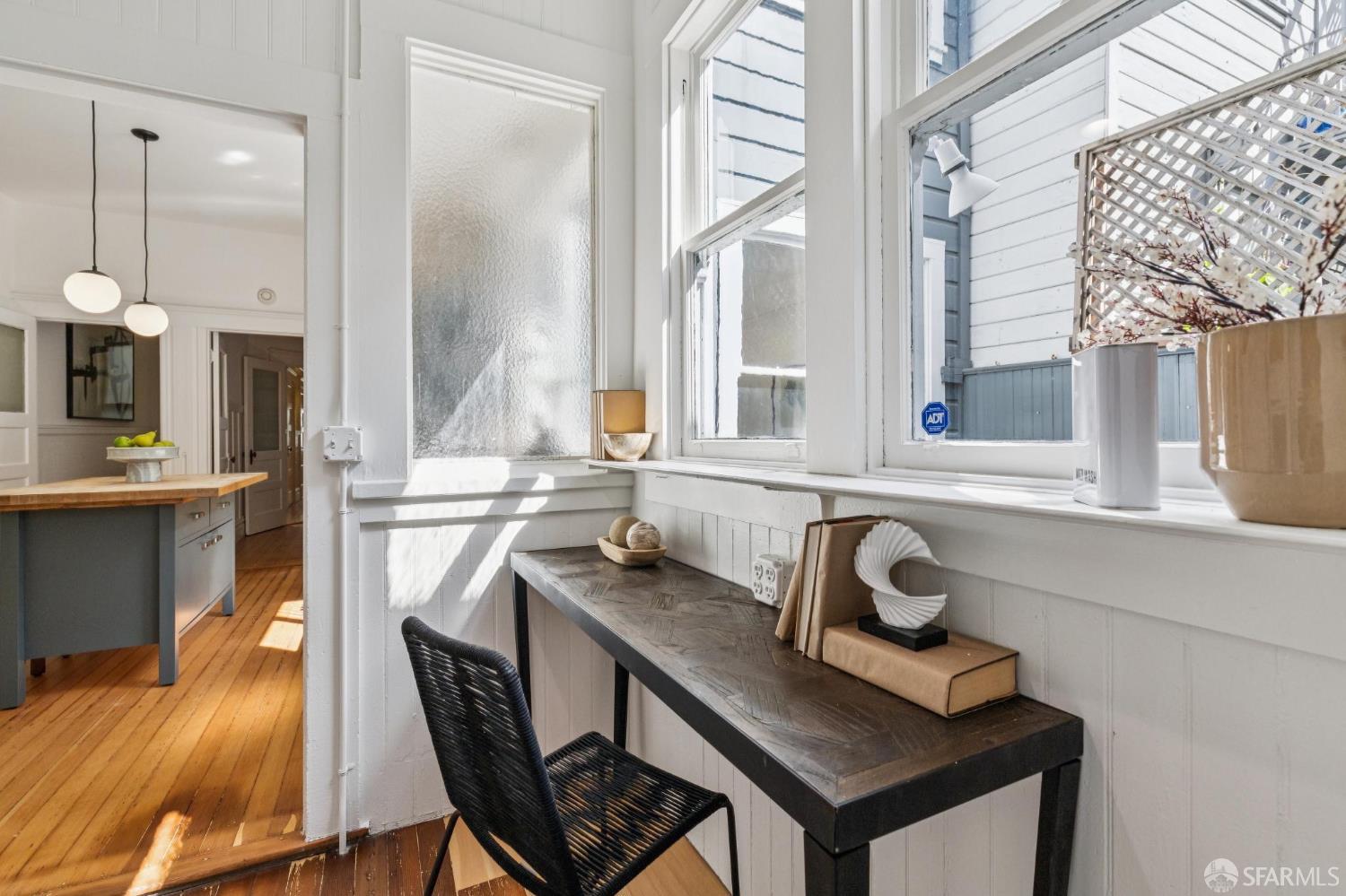 86 Elgin Park