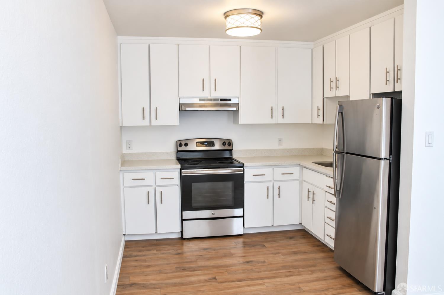 1511 Gough Street # 105