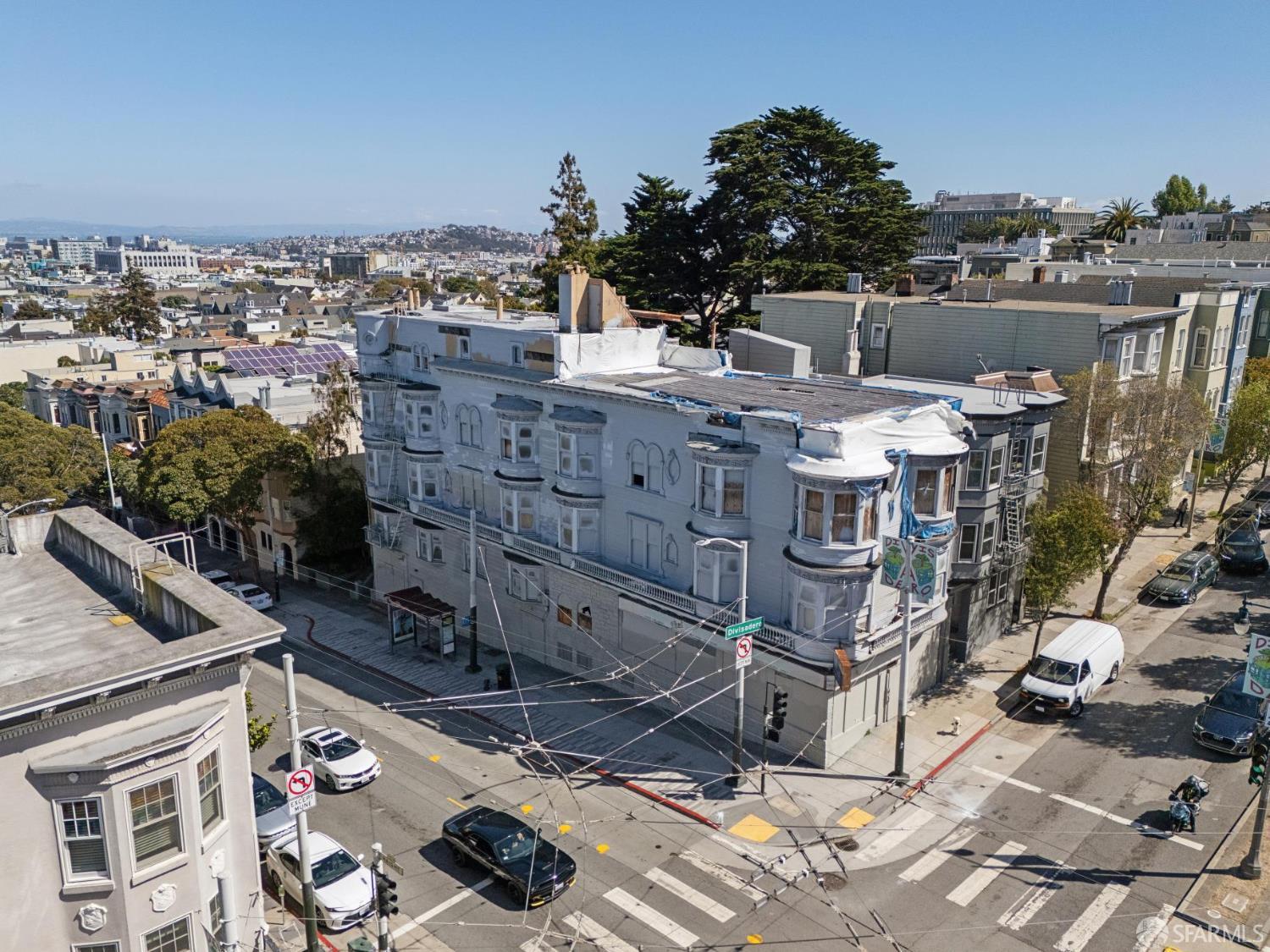 244 Divisadero Street