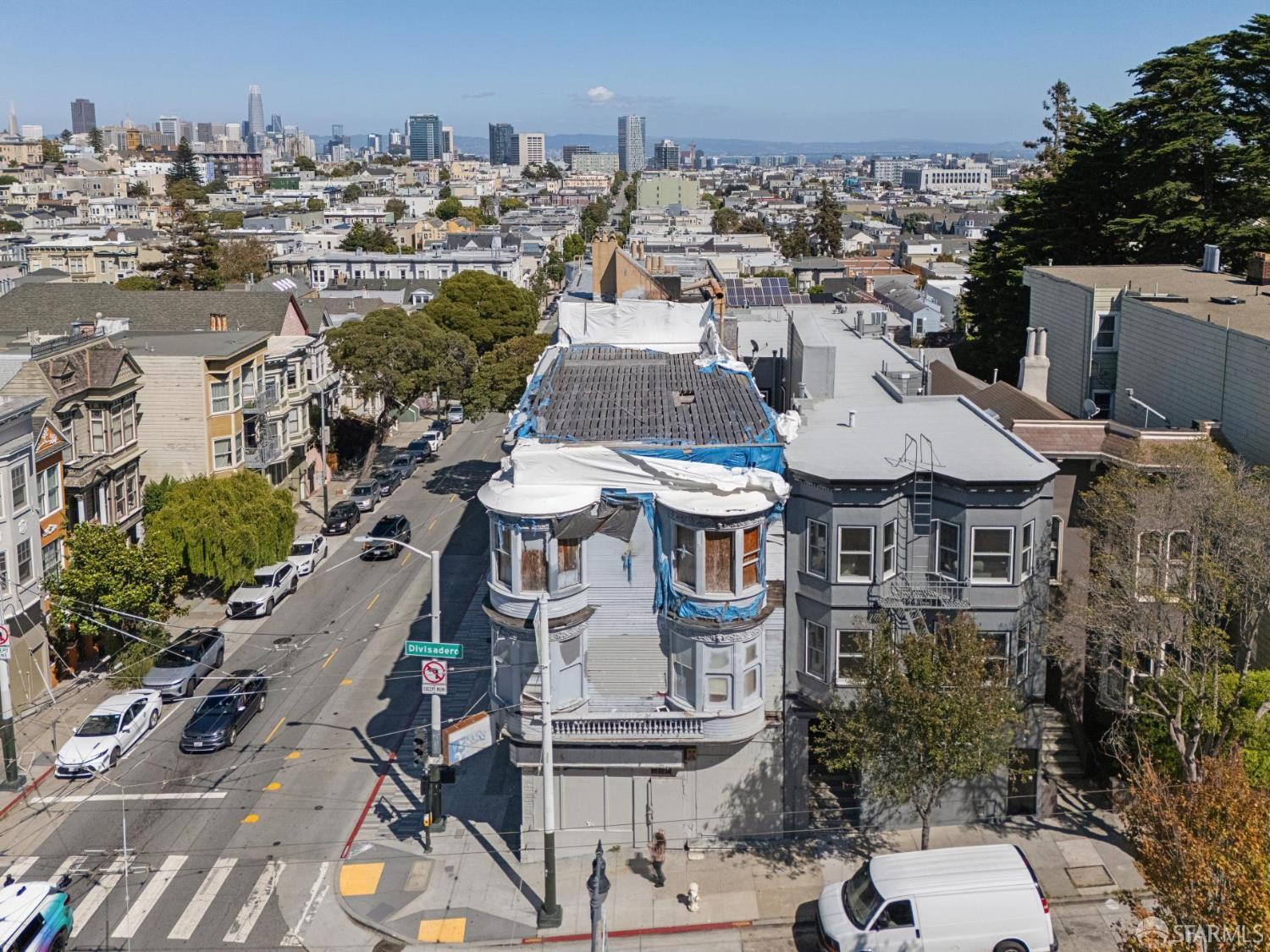 244 Divisadero Street