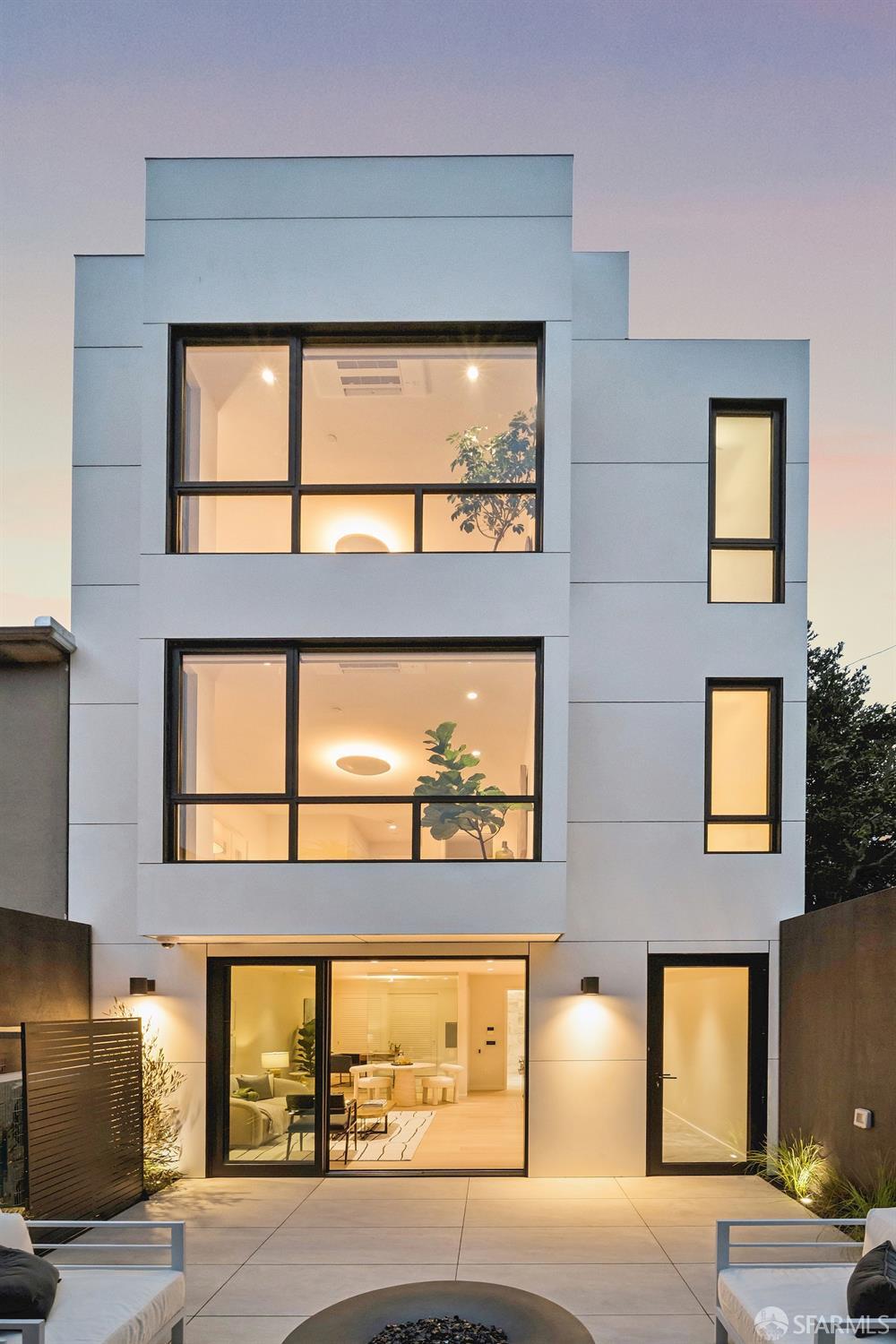 2007 Filbert Street
