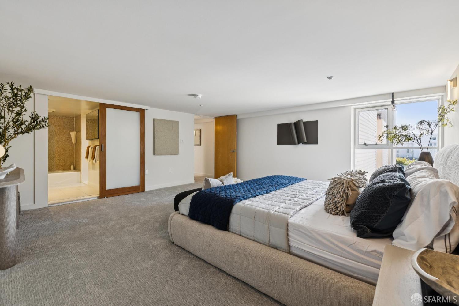 60 Rausch Street # 301