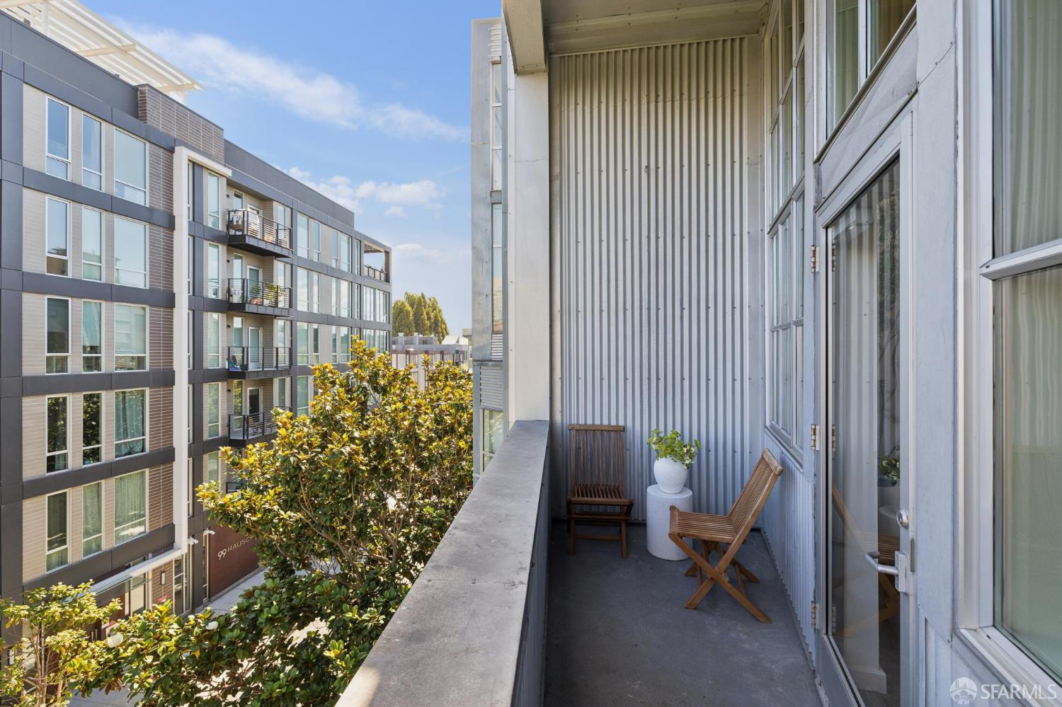 60 Rausch Street # 301