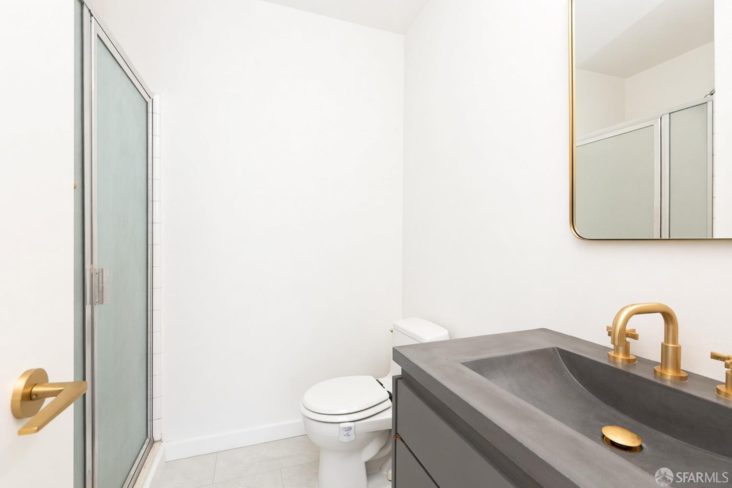565 Bellevue Avenue # 2403