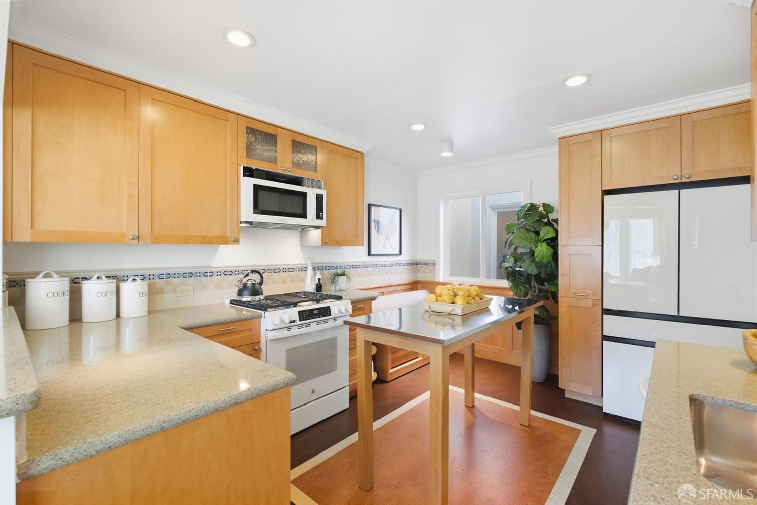 484 29th Street