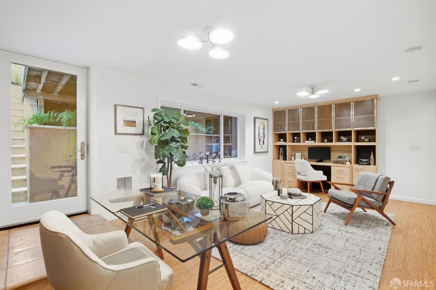 484 29th Street
