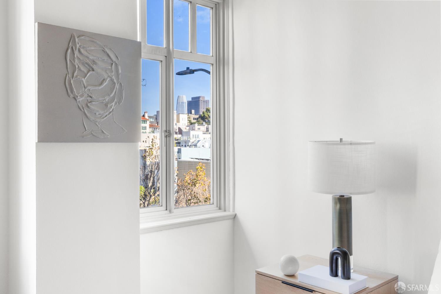 1101 Green Street # 204