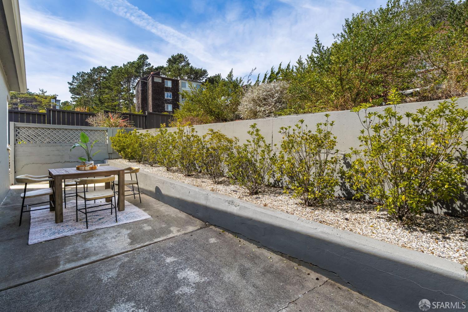 892 Duncan Street