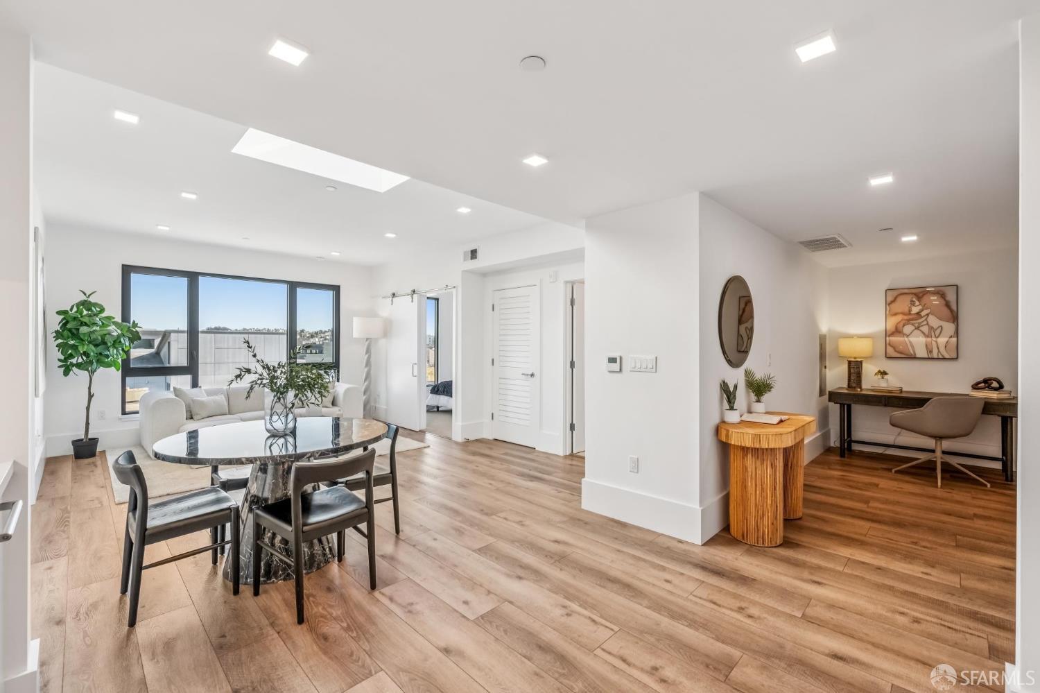1288 Howard Street # 605