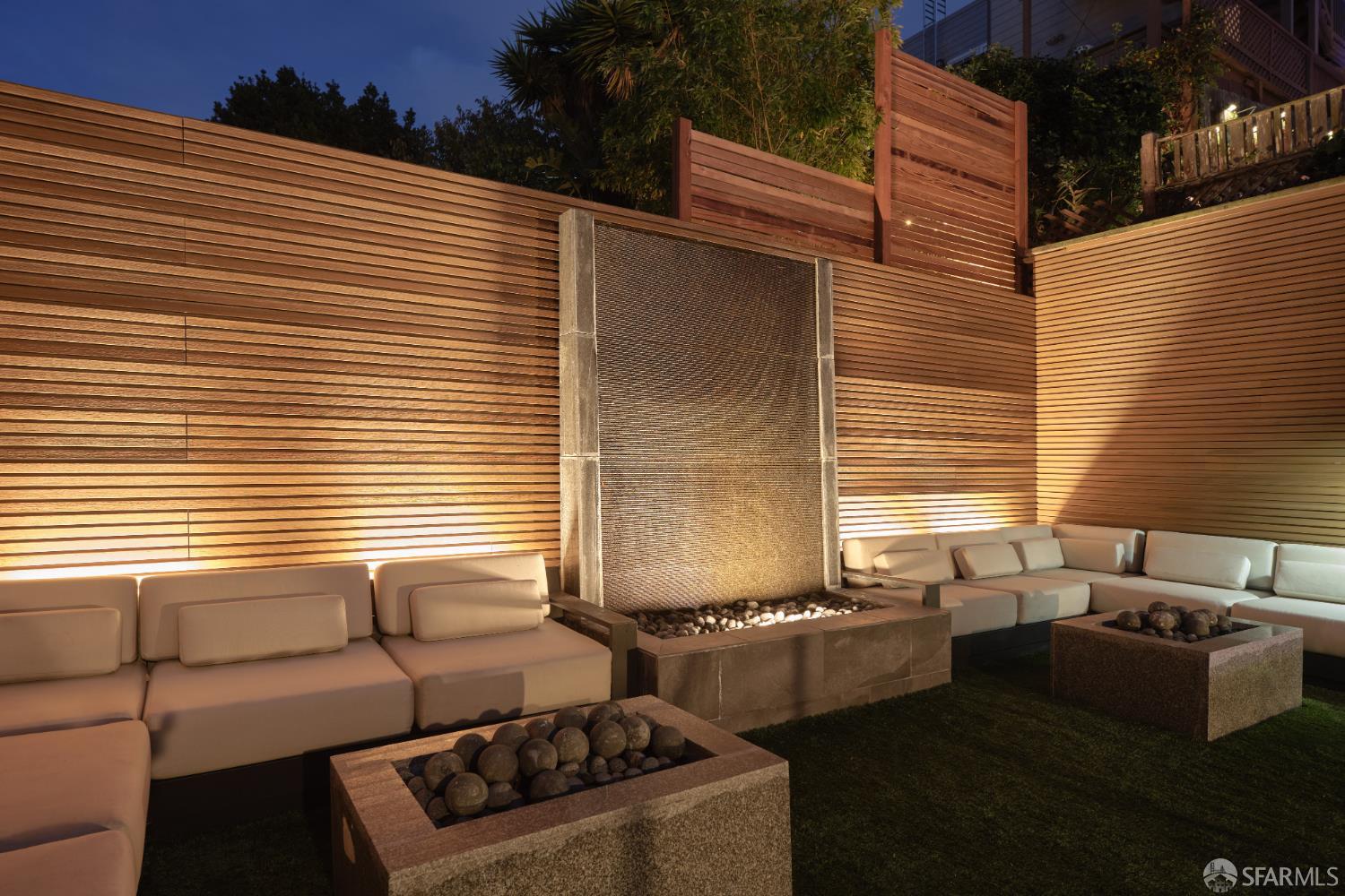 571 Noe Street