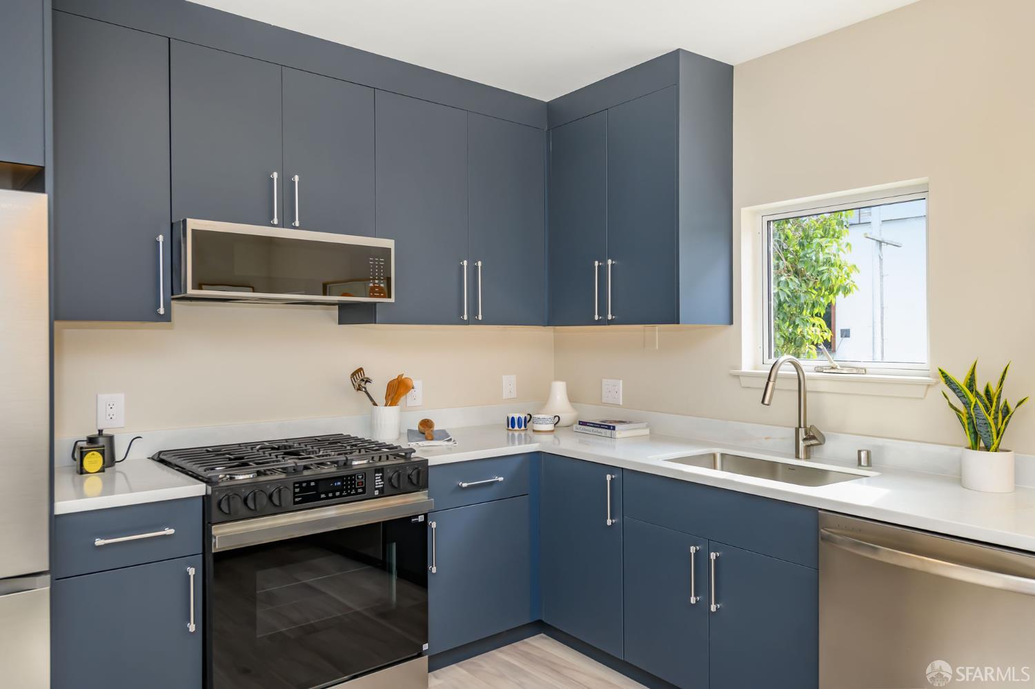 638 19th Street # 8