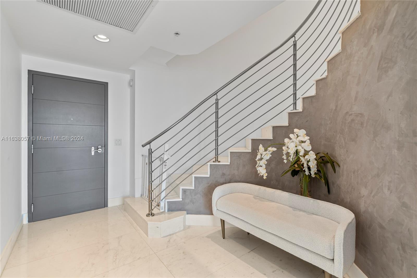 17301 Biscayne Blvd # 2111