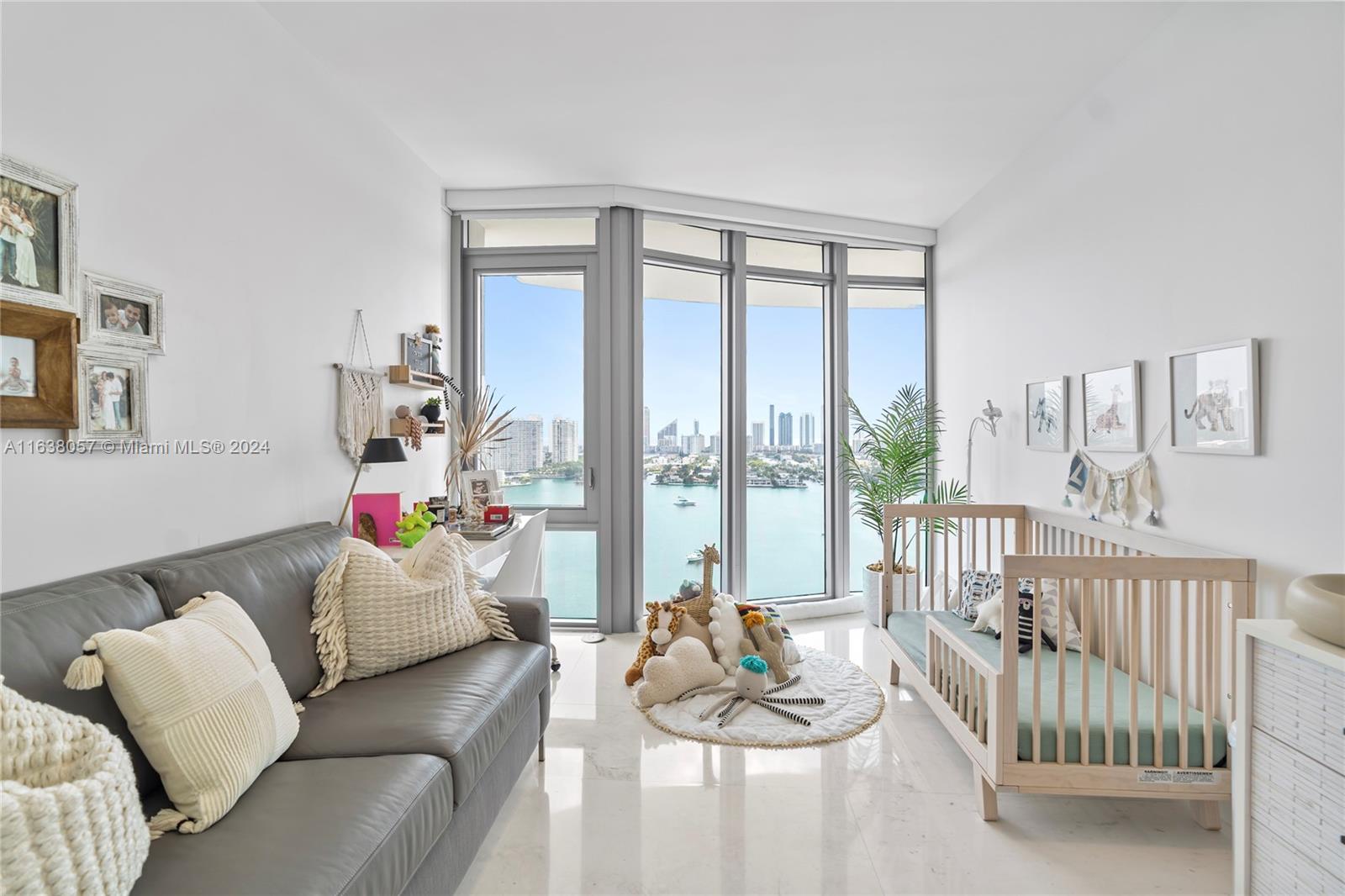17301 Biscayne Blvd # 2111