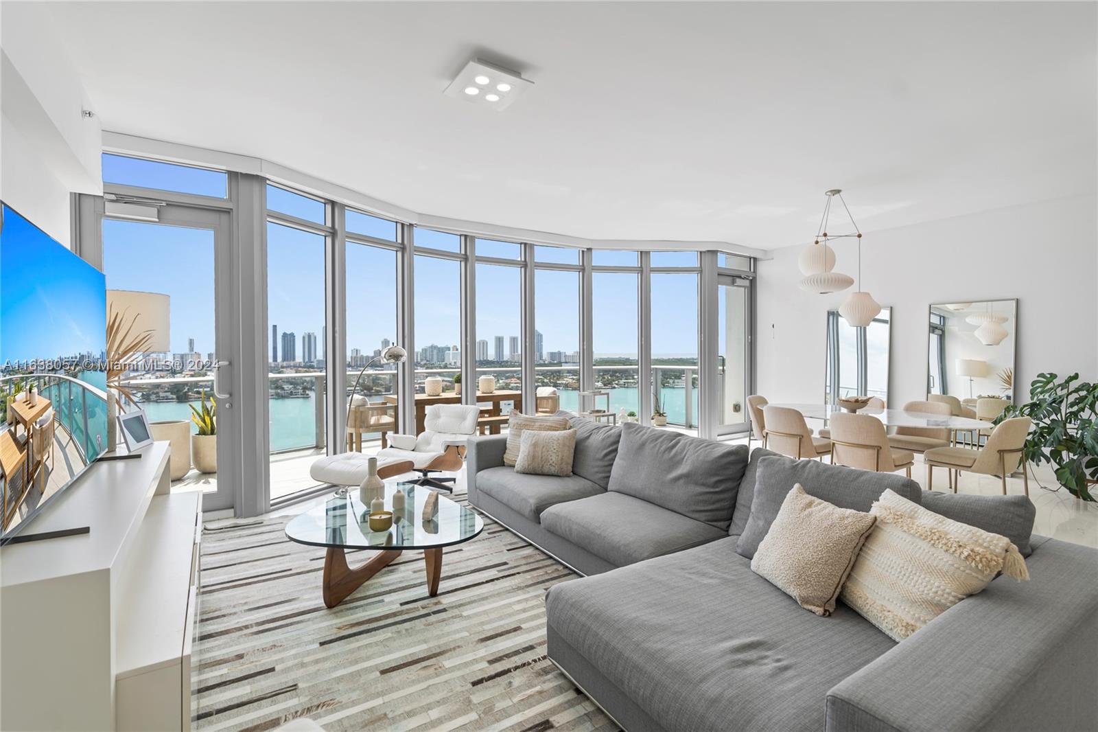 17301 Biscayne Blvd # 2111