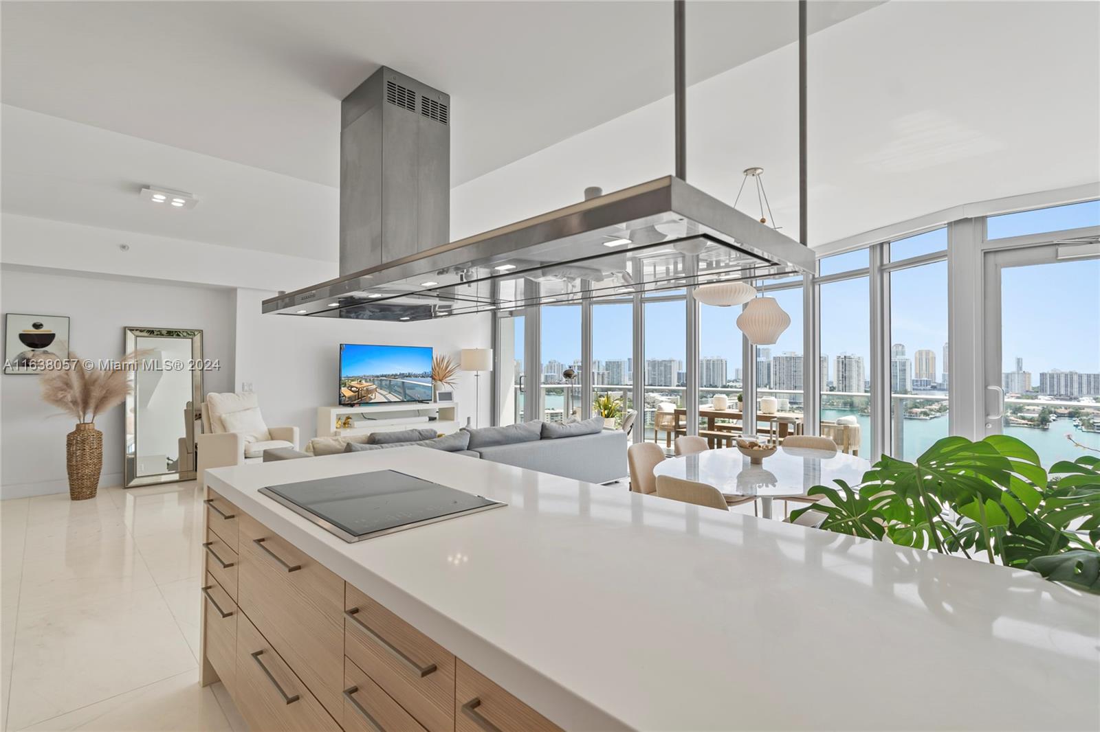 17301 Biscayne Blvd # 2111