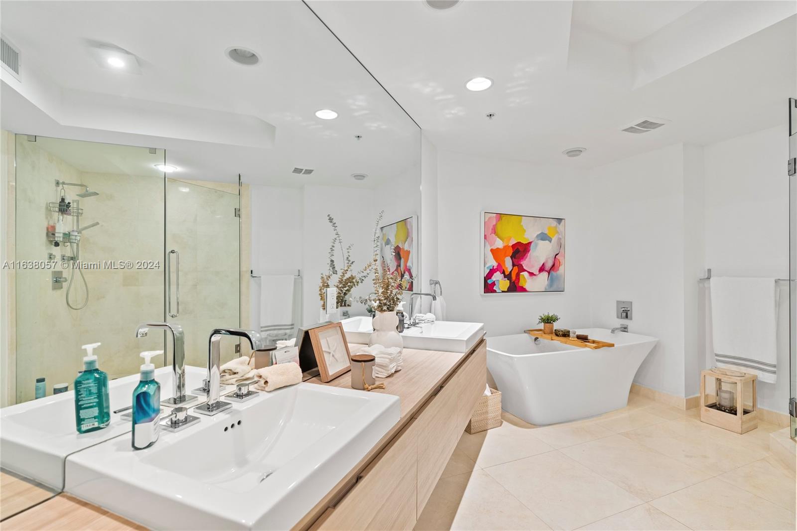 17301 Biscayne Blvd # 2111