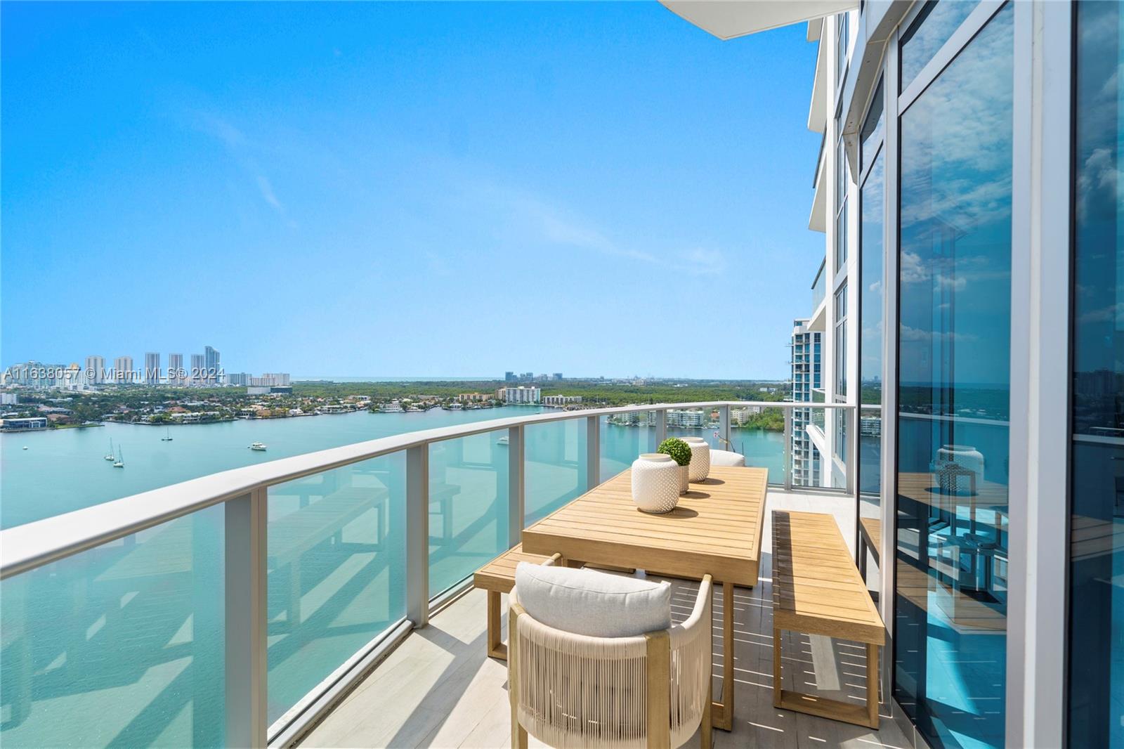 17301 Biscayne Blvd # 2111