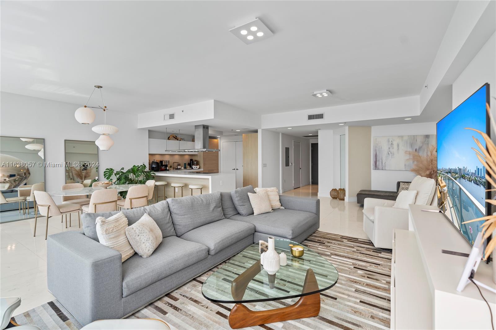 17301 Biscayne Blvd # 2111