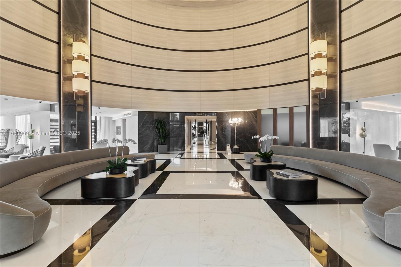 300 S Pointe Dr # 3204