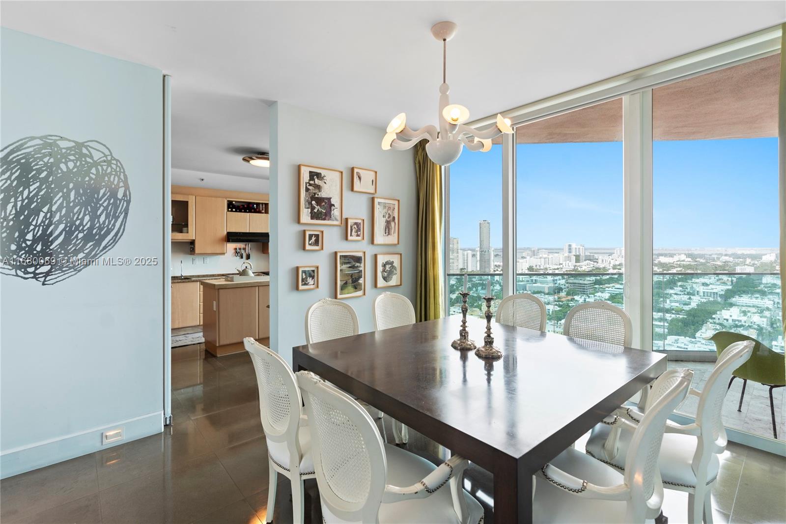 300 S Pointe Dr # 3204