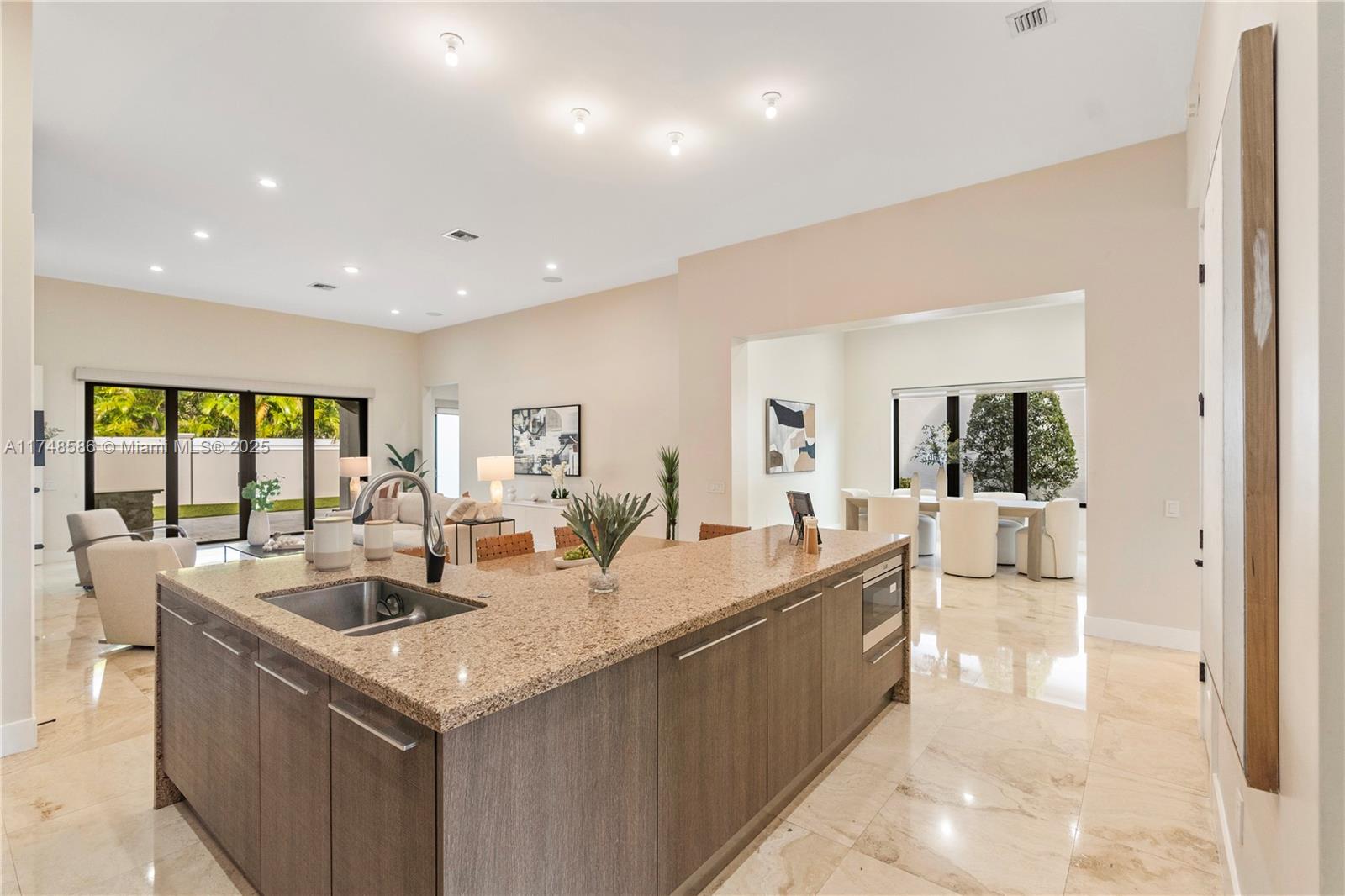 5855 W Brookfield Cir W