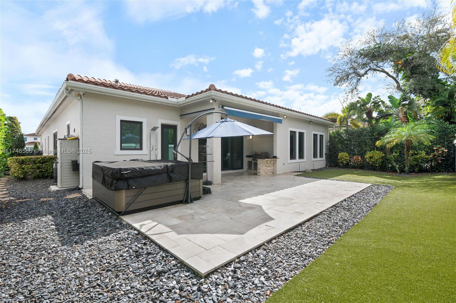 5855 W Brookfield Cir W