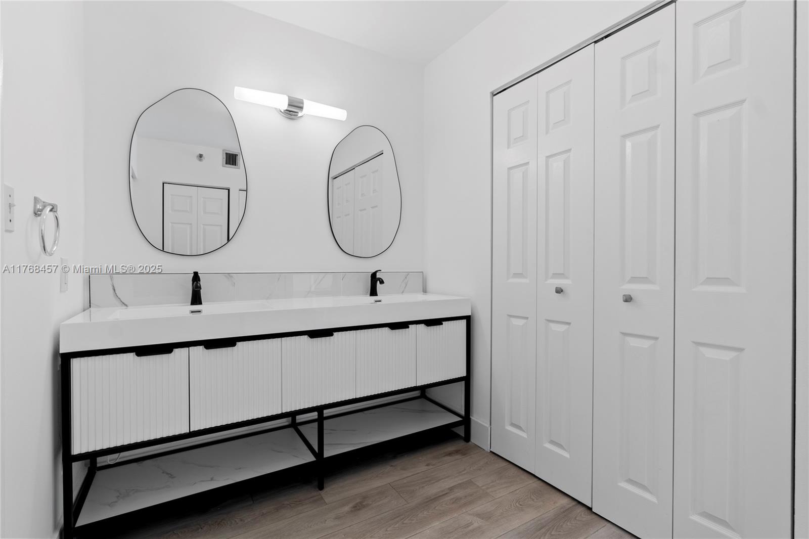 20505 E Country Club Dr # 434