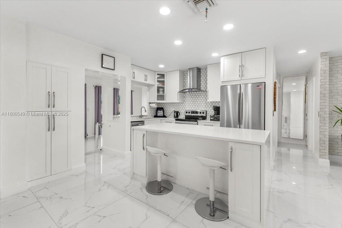 4340 NW 19th Ave