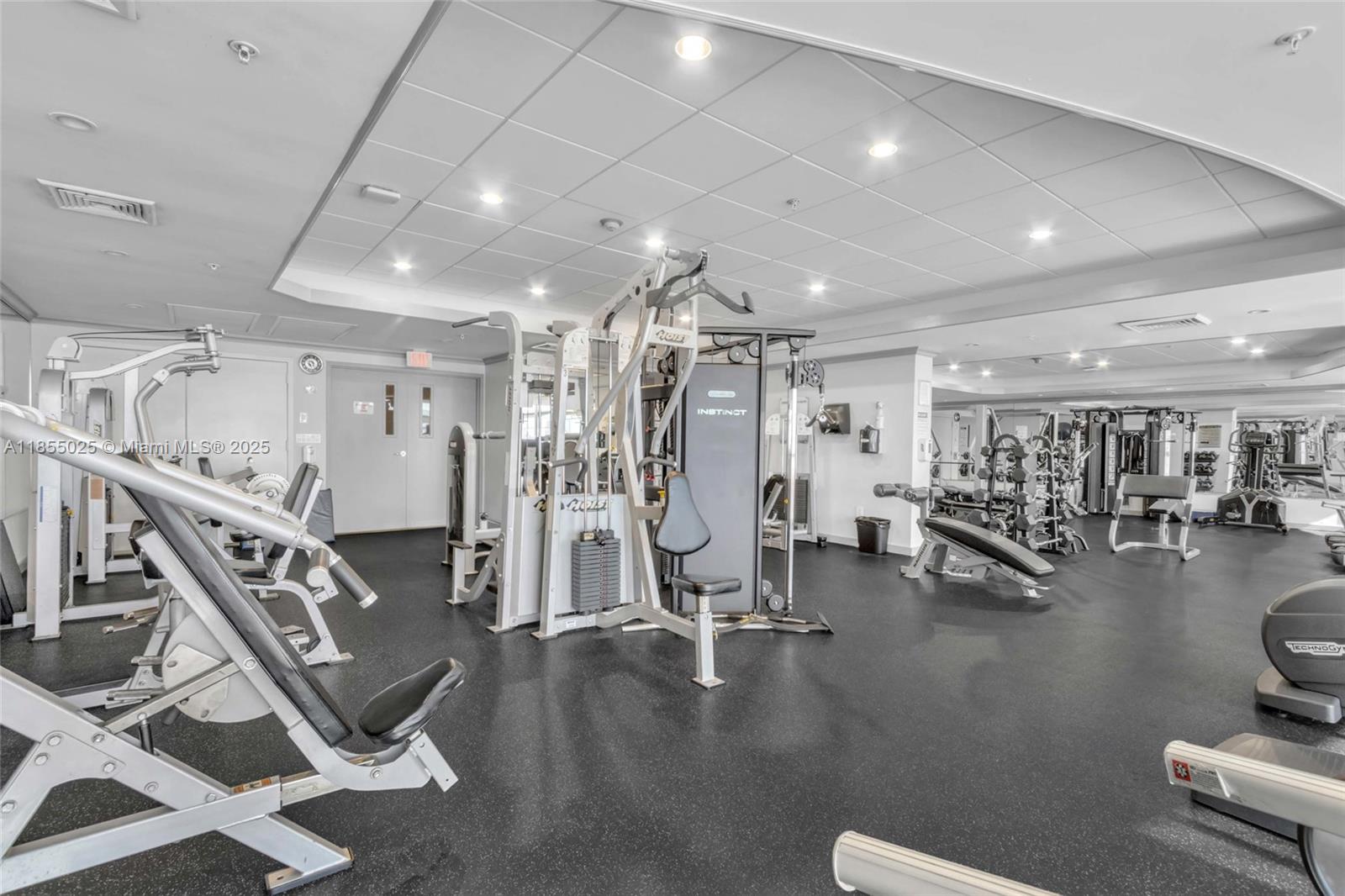 1800 Sunset Harbour Dr # 1003