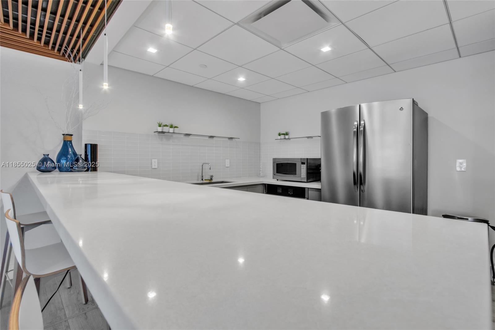 1800 Sunset Harbour Dr # 1003