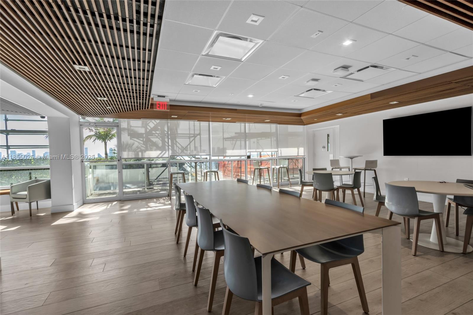 1800 Sunset Harbour Dr # 1003