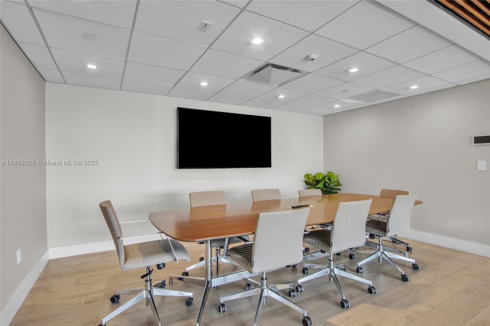 1800 Sunset Harbour Dr # 1003