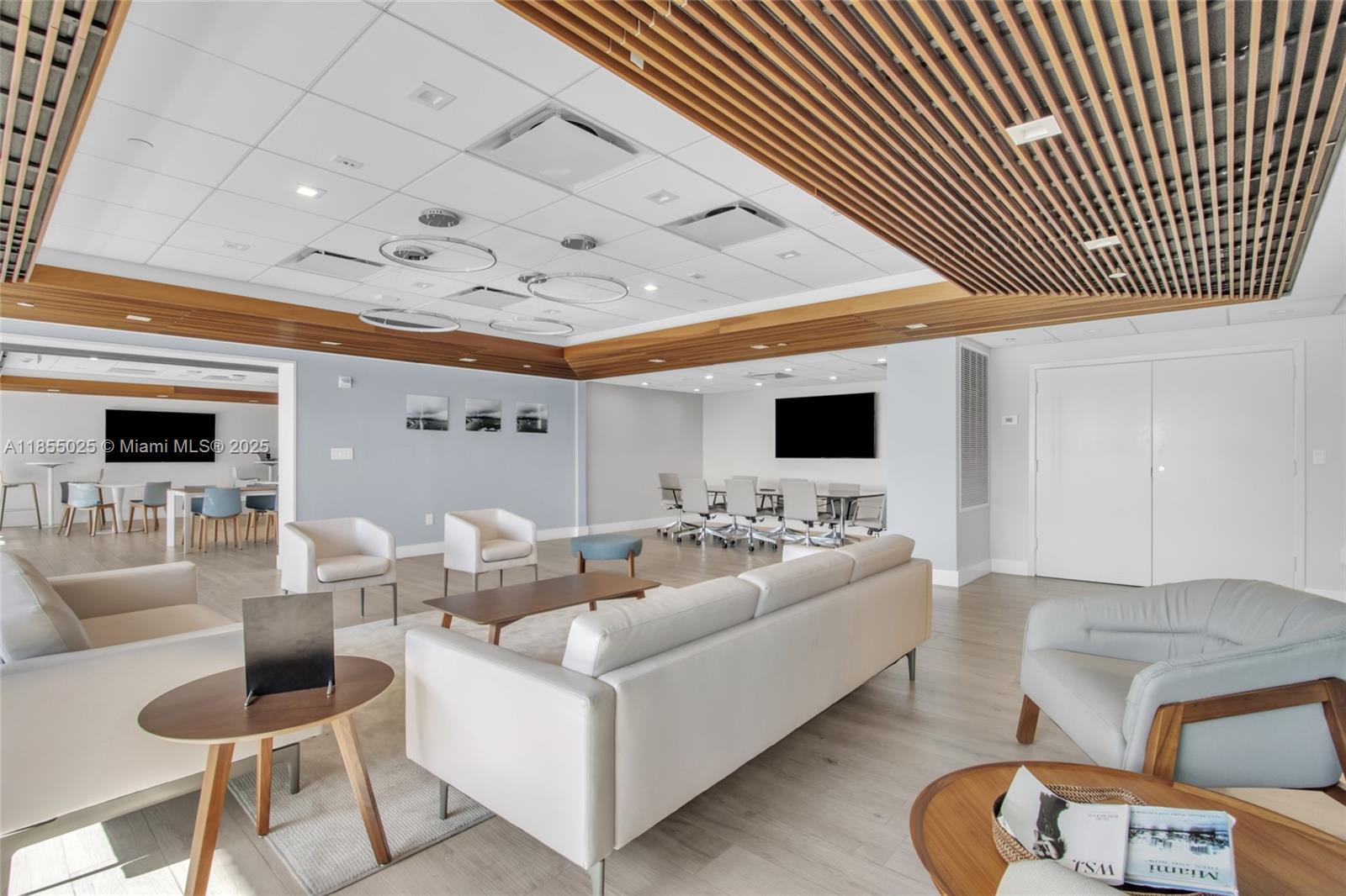 1800 Sunset Harbour Dr # 1003