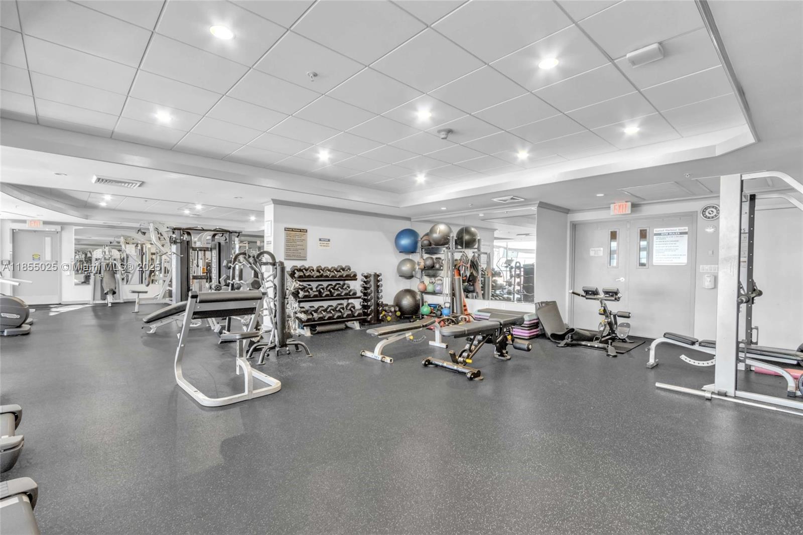 1800 Sunset Harbour Dr # 1003