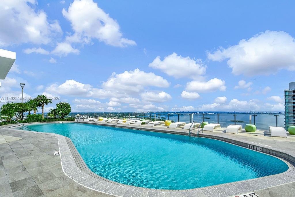 501 NE 31st St Unit: PH4101