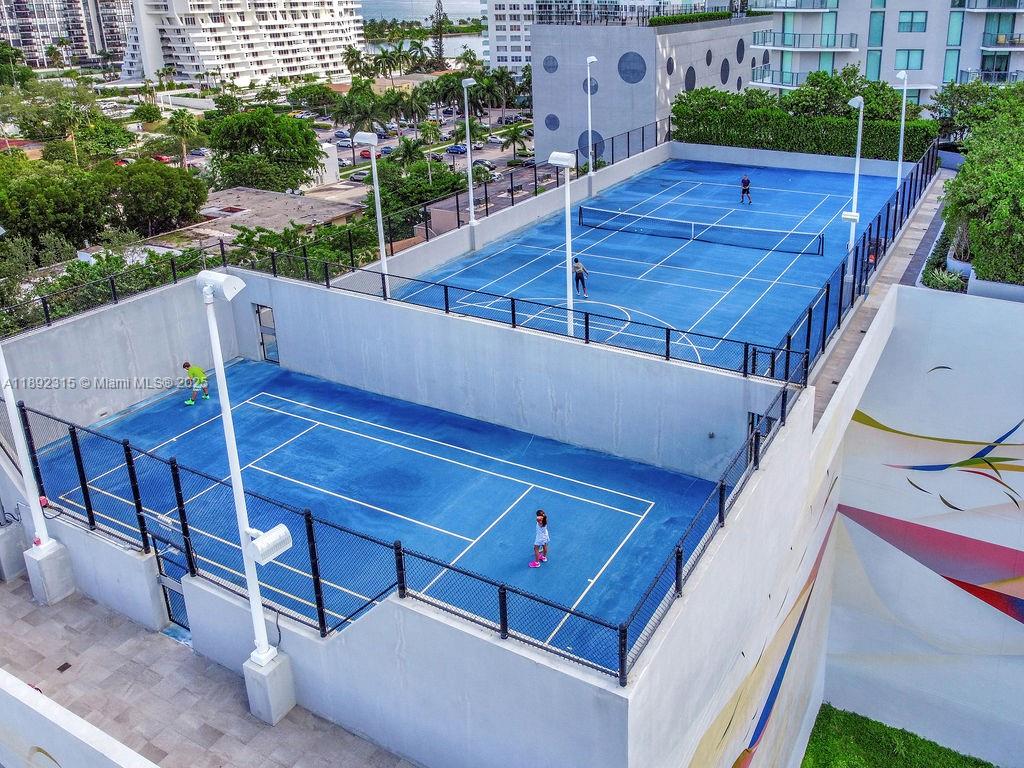 501 NE 31st St Unit: PH4101