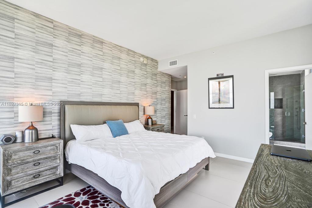 501 NE 31st St Unit: PH4101