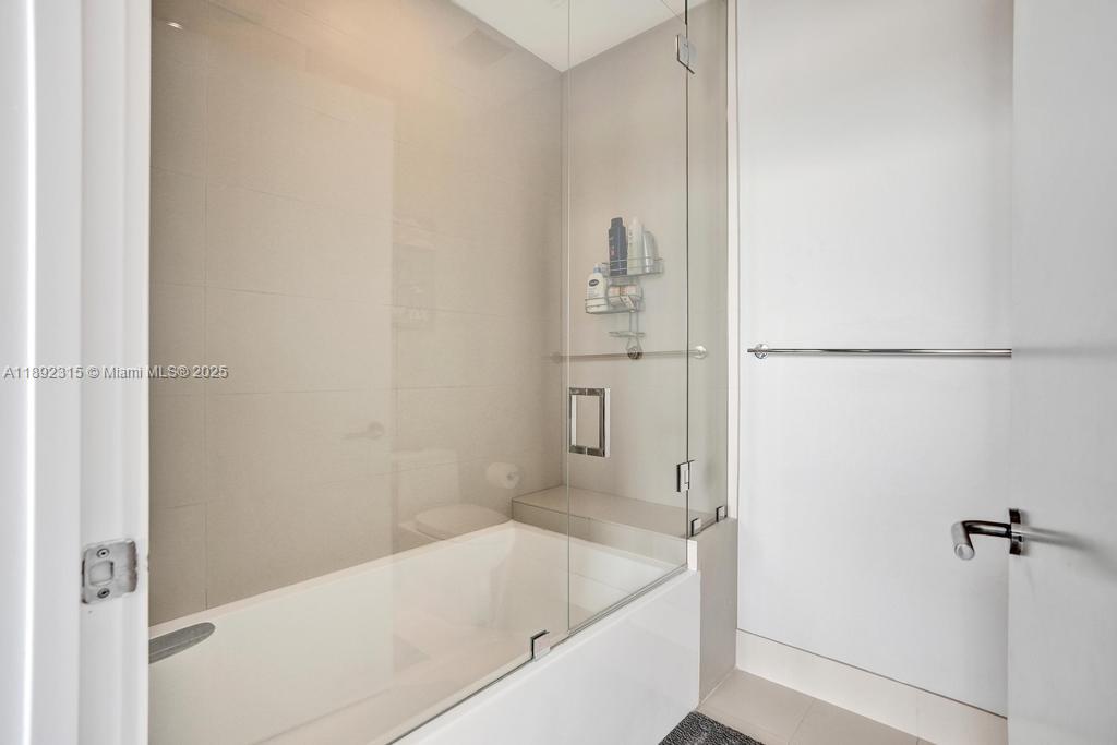 501 NE 31st St Unit: PH4101