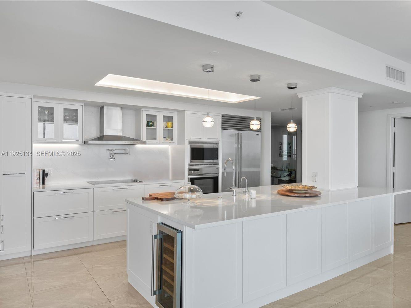 1331 Brickell Bay Dr # 1811