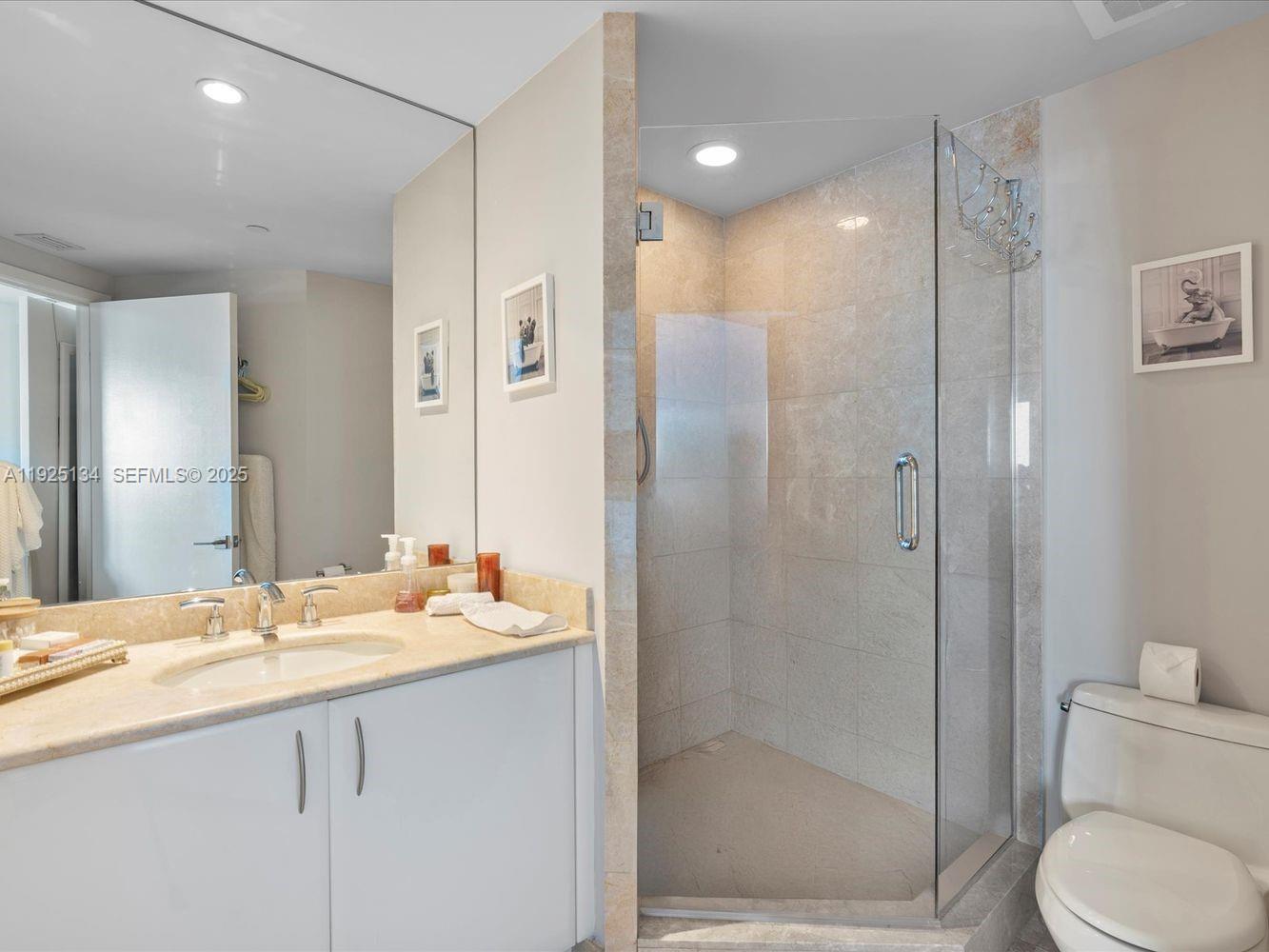 1331 Brickell Bay Dr # 1811