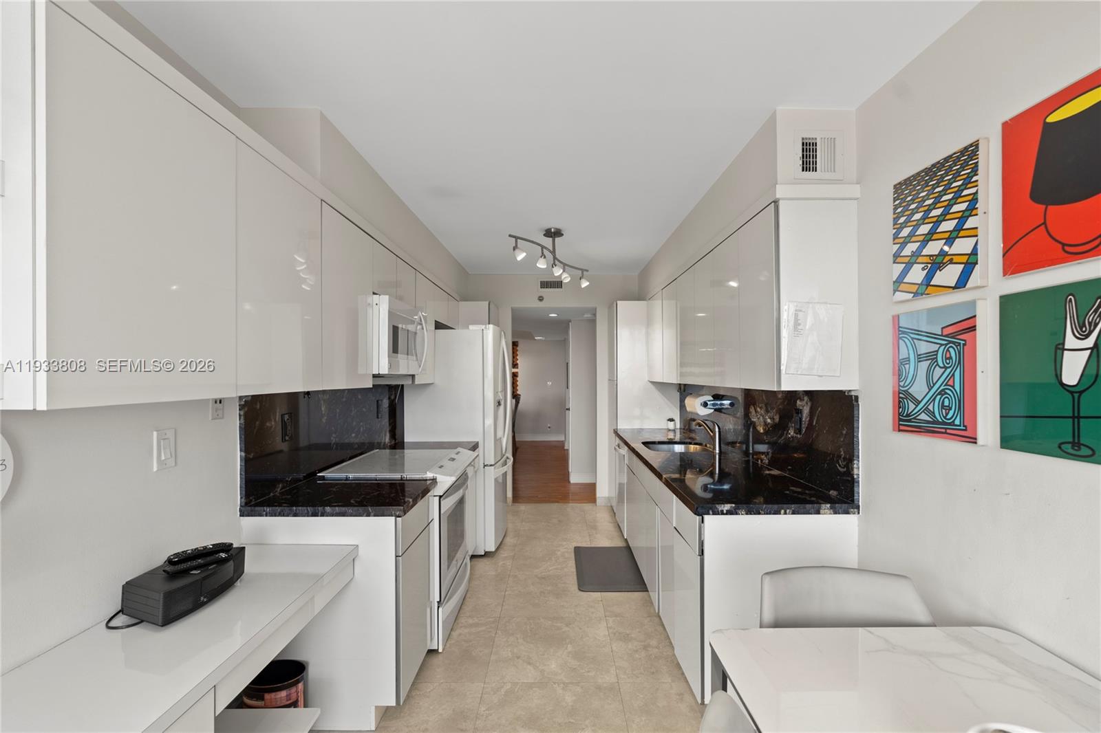 3598 Yacht Club Dr # 1003