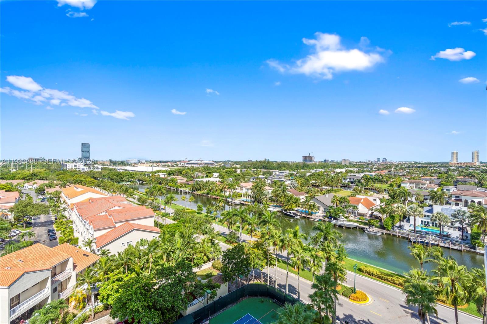 3598 Yacht Club Dr # 1003