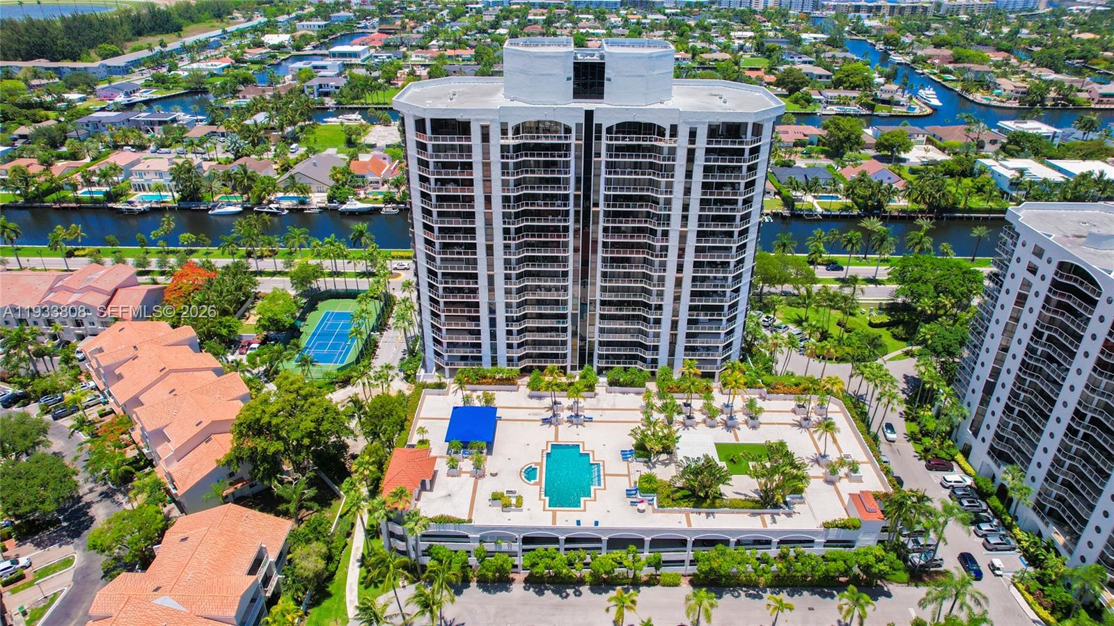 3598 Yacht Club Dr # 1003