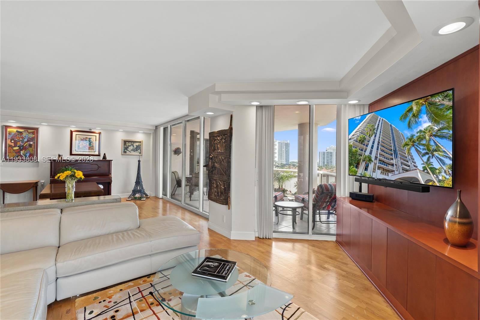 3598 Yacht Club Dr # 1003