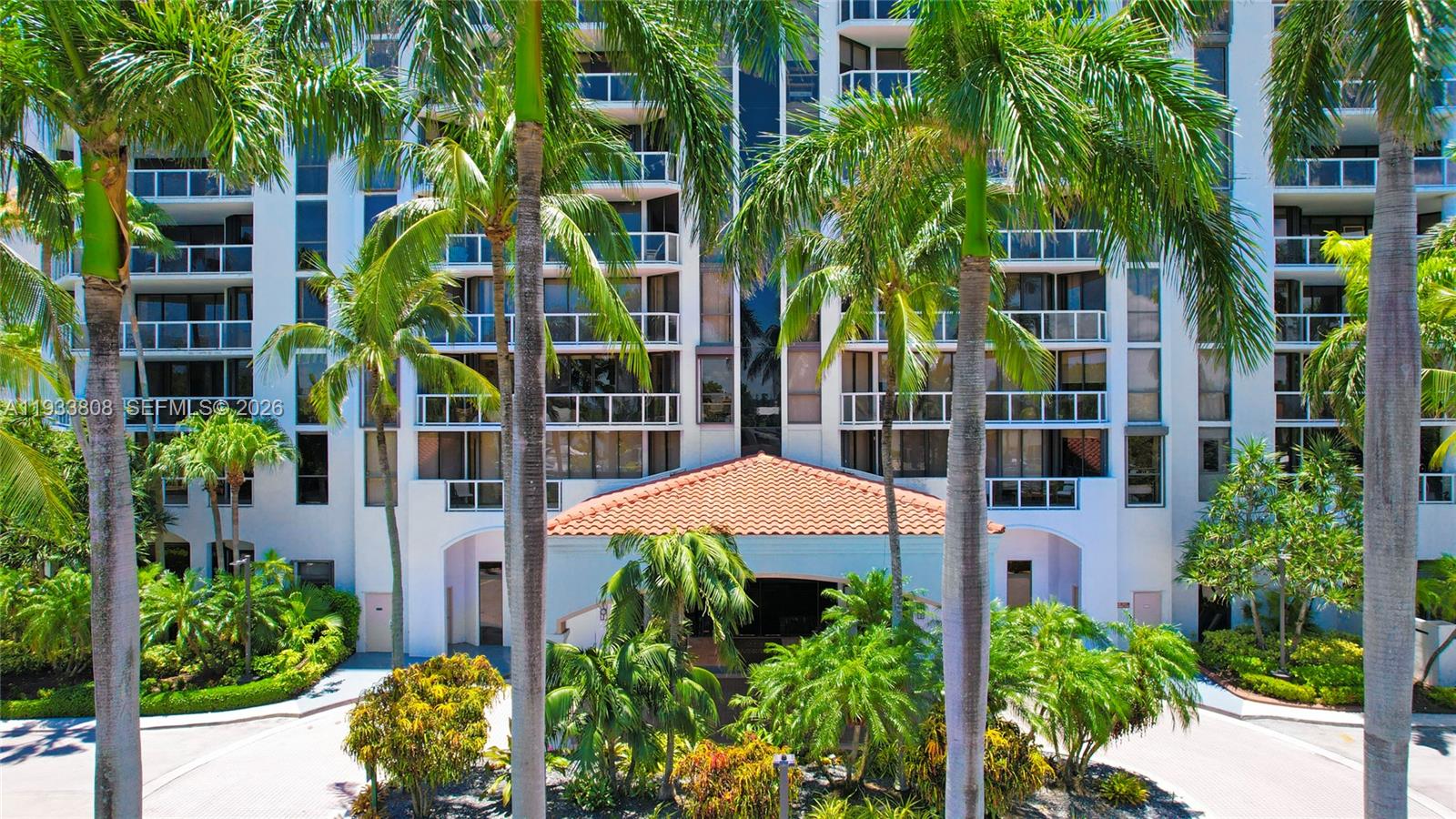 3598 Yacht Club Dr # 1003