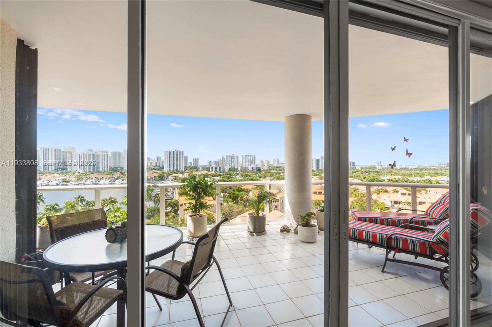 3598 Yacht Club Dr # 1003