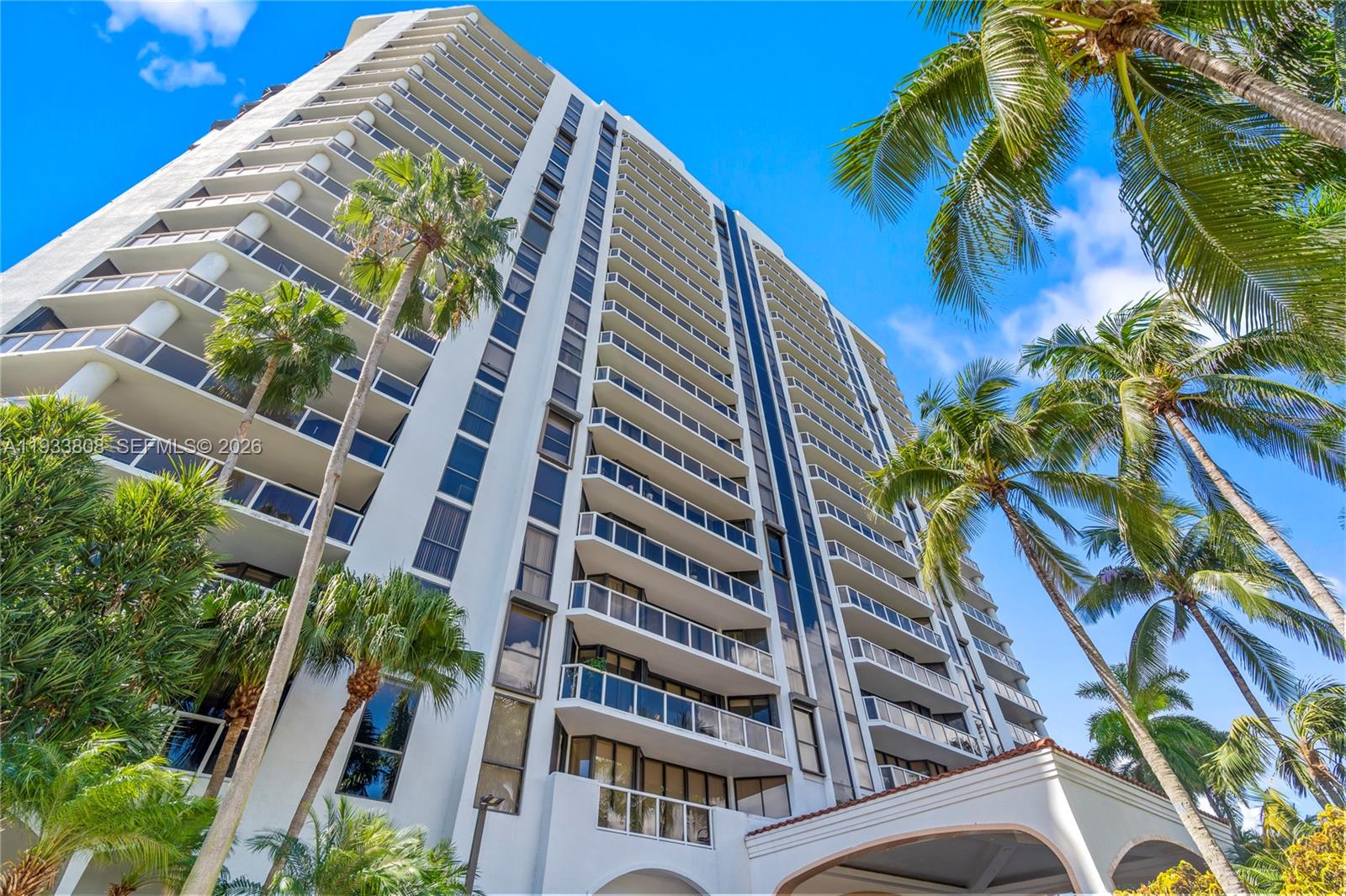 3598 Yacht Club Dr # 1003