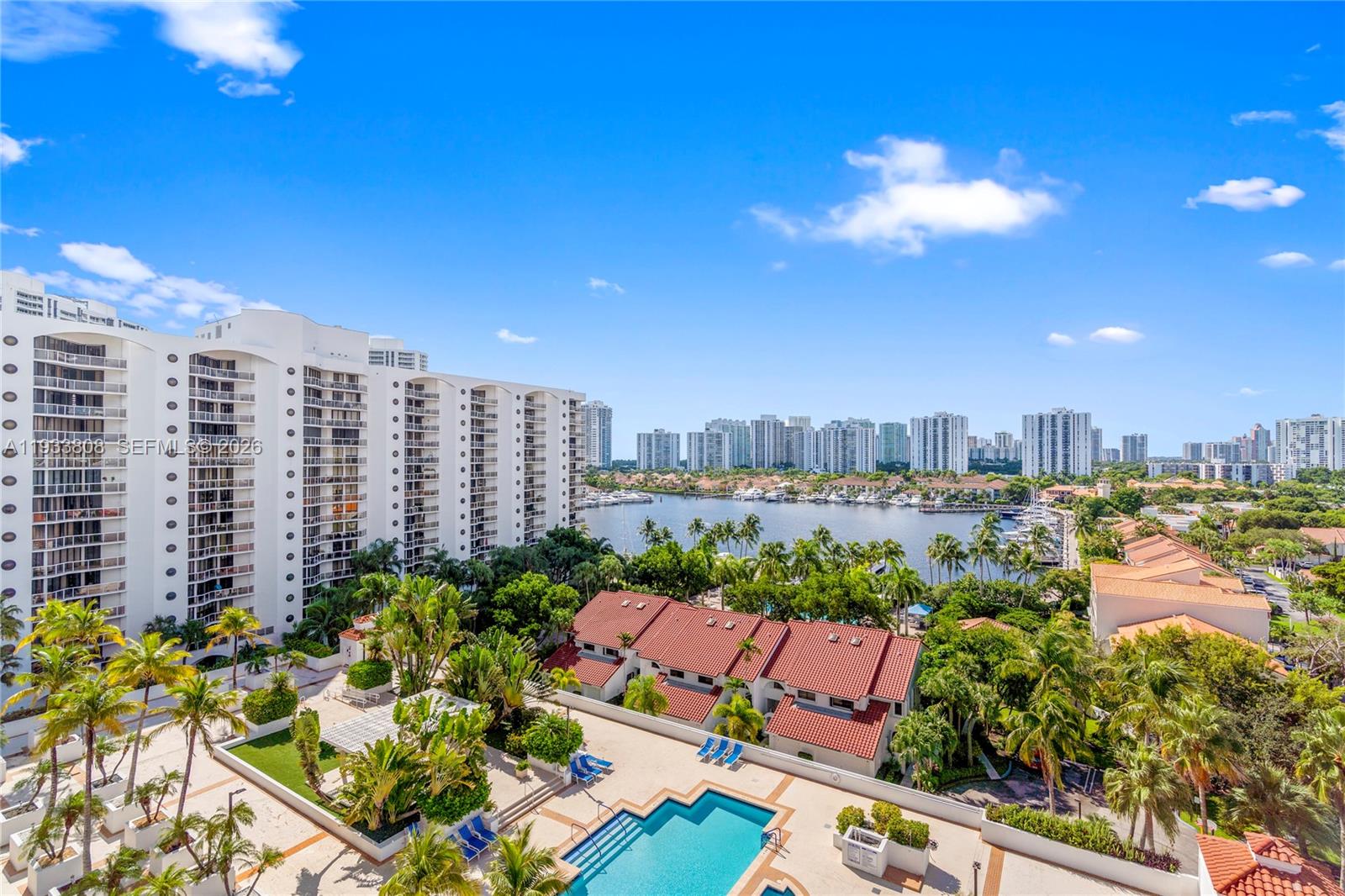 3598 Yacht Club Dr # 1003