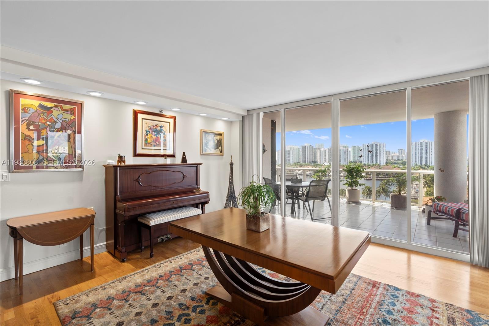 3598 Yacht Club Dr # 1003