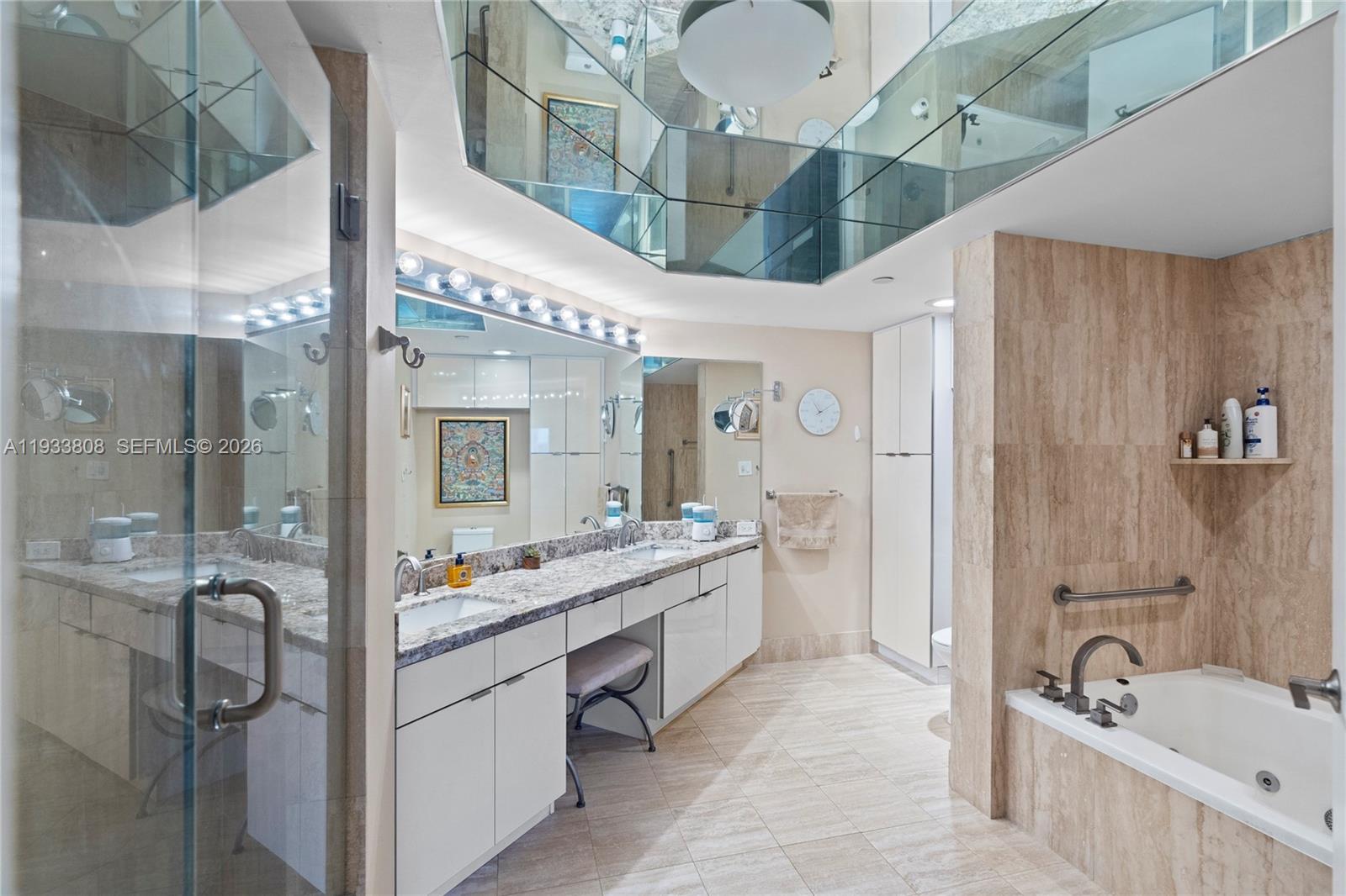 3598 Yacht Club Dr # 1003